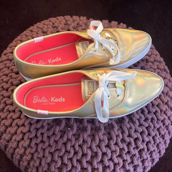 Keds Women's Iridescent Barbie Gold Sneakers size 8.5 - Picture 2 of 10